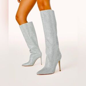 BILLINI Crystal Boots. BNWT size 6